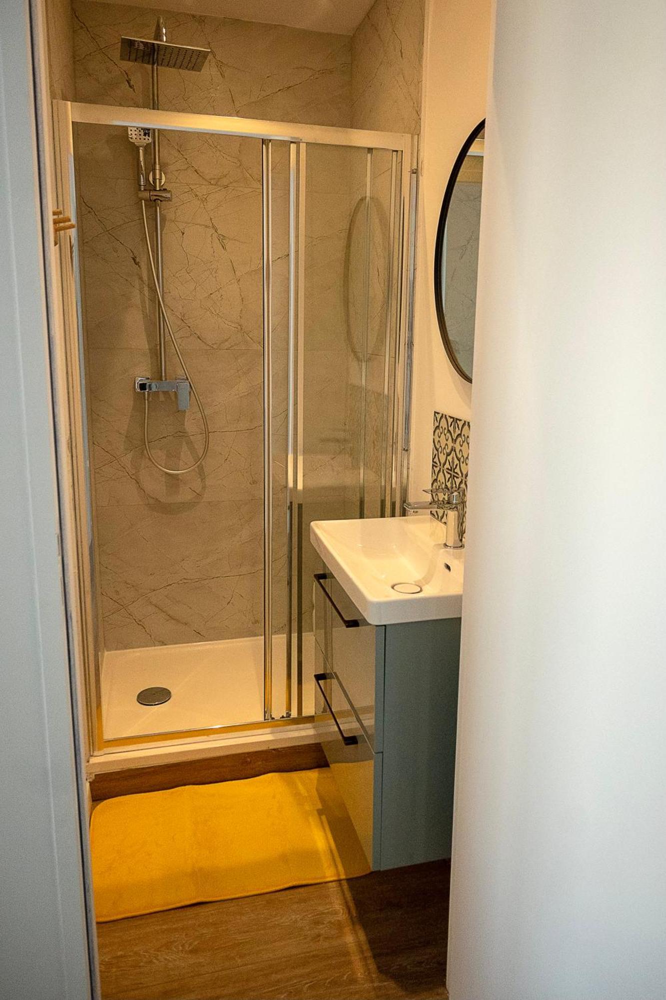 Villahermosa, Un Oasis Artistique Apartment Tinqueux